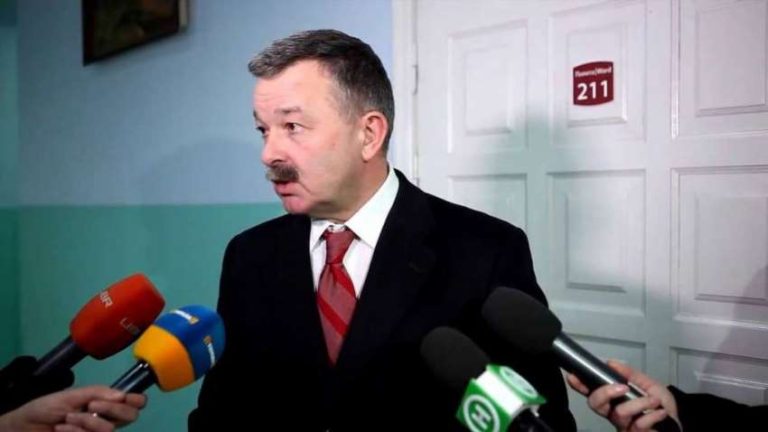 Роман Василів Біографія: Життя, Творчість і Невідомі Факти Українського Письменника