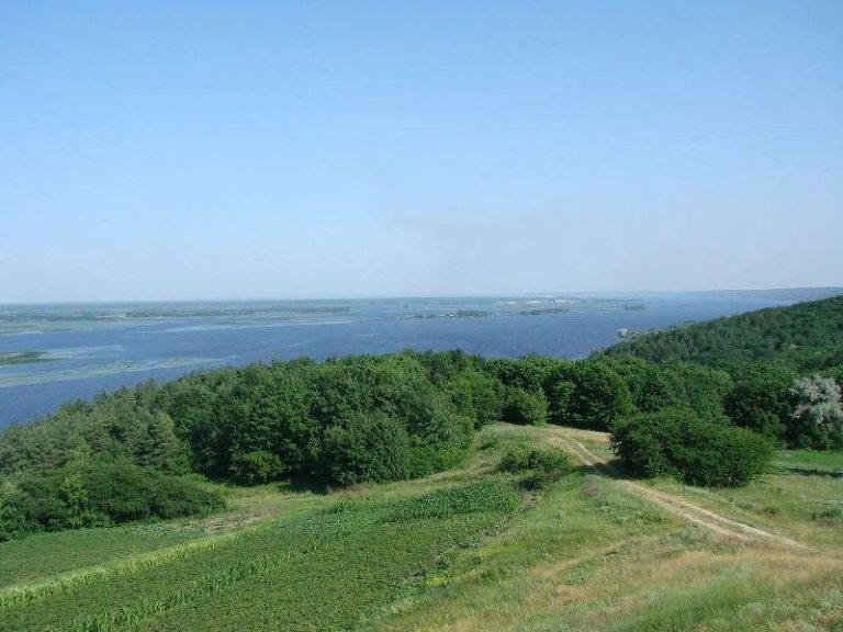 Витоки Дніпра реальна точка на карті яку можна відвідати