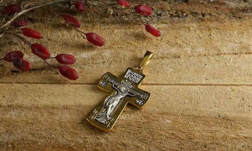 Як освятити хрестик детальний посібник для кожного