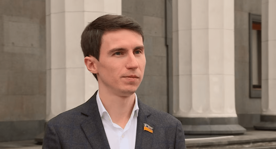 Павлюк Максим - біографія політика та прокурора