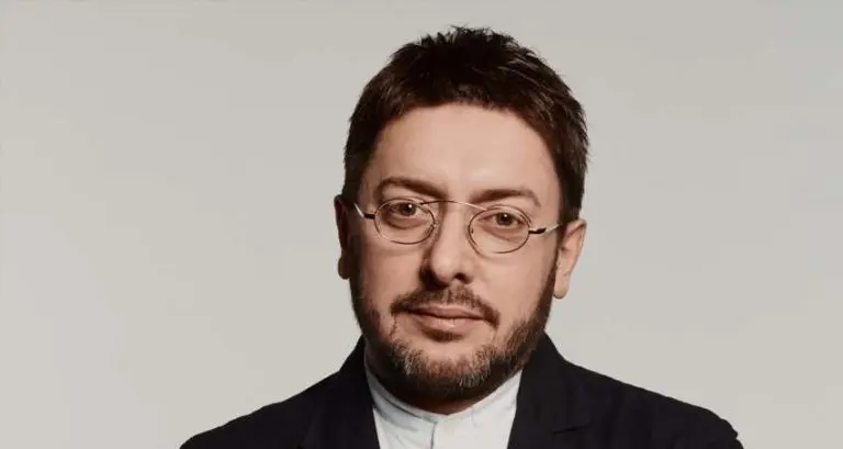 Олександр Суханов: біографія барда, що поєднав математику з мелодіями душі