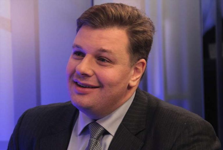 Сергій Судаков політолог: біографія та шлях до вершин аналітики