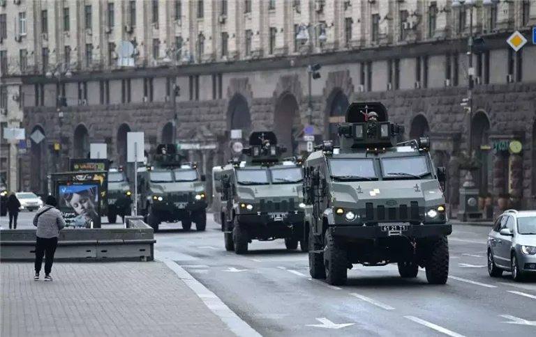 Коли Росія напала на Україну - реальна історія повномасштабного вторгнення
