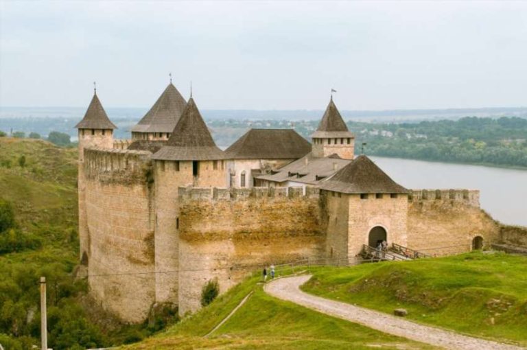 Замки України: історія, архітектура та туристичні перлини