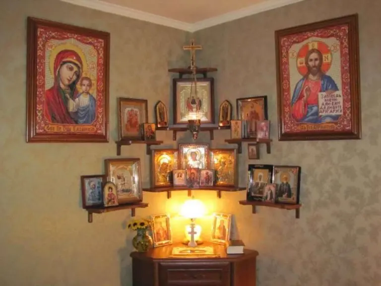 Присутність ікони в оселі як частина щоденного життя