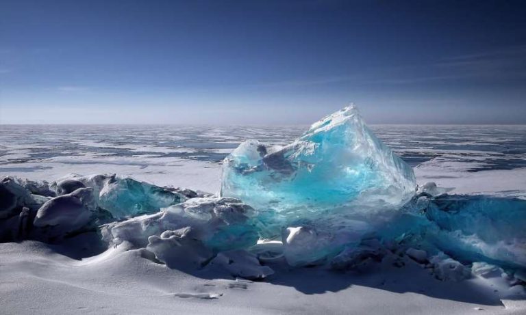 Крижані образи у снах: від емоційного заморожування до внутрішнього спокою