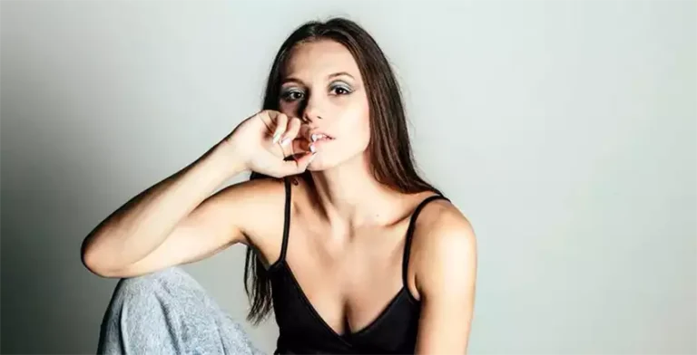 Оксана Аврам - талановита українська актриса, яка завоювала серця глядачів
