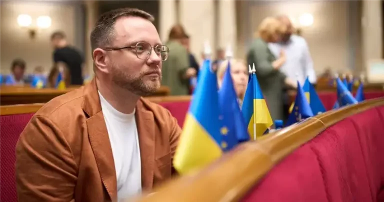 Трансформація Олега Дунди. Економічна база як фундамент боротьби з імперським минулим