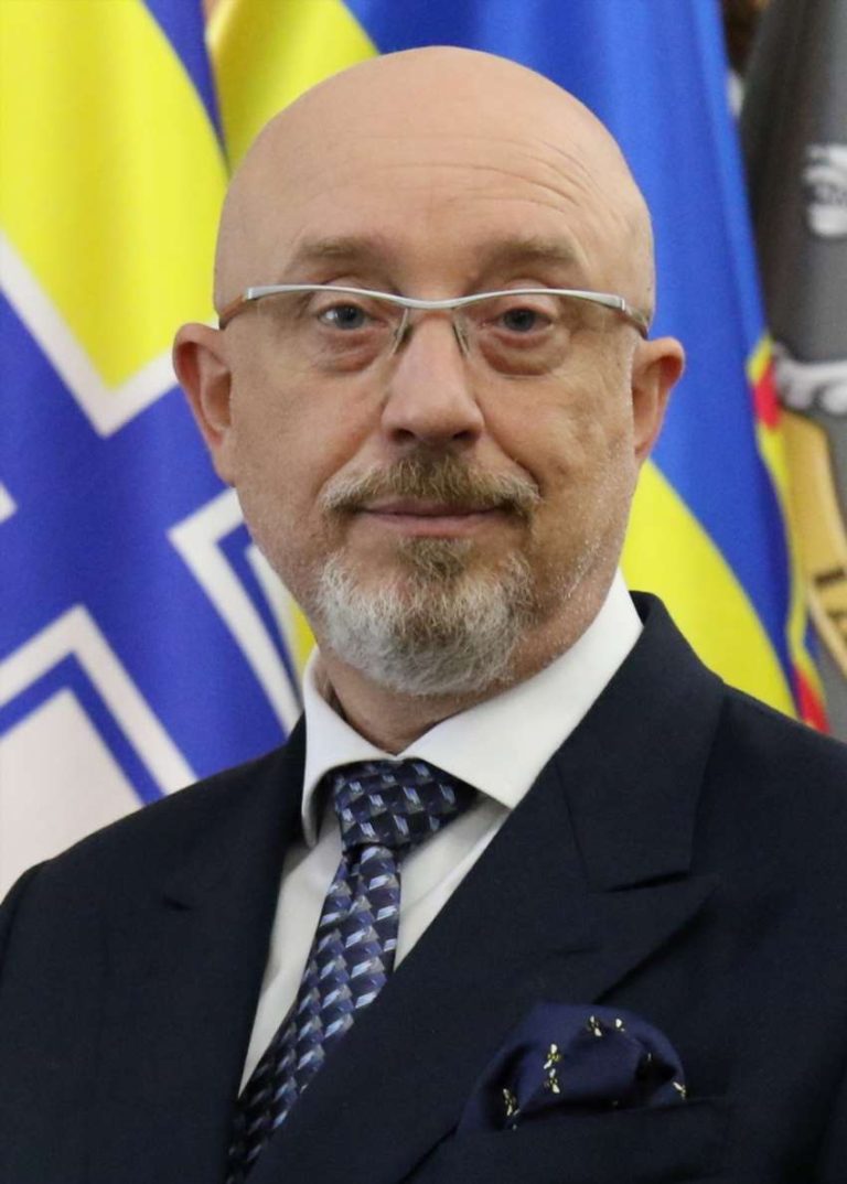 Резніков Олексій Юрійович: від львівського десантника до ексміністра оборони