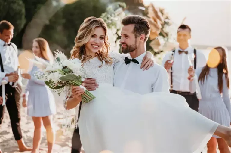 Сила календаря і звичаїв: обираємо день для розпису без порожніх обіцянок