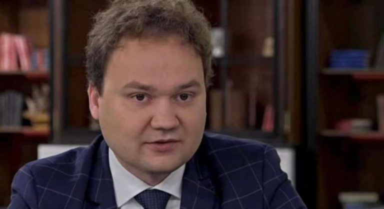 Олександр Мусієнко: Політолог і Військовий Експерт – Повна Біографія