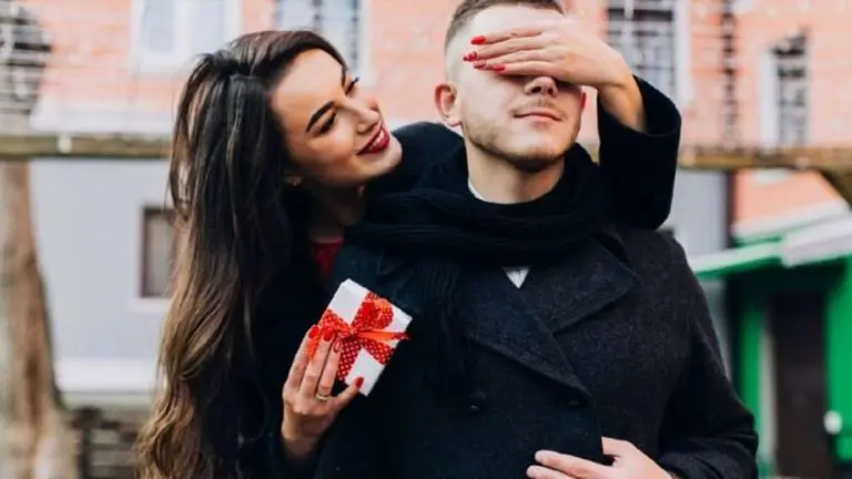 Що подарувати хлопцю на 21 рік ідеї що вразять