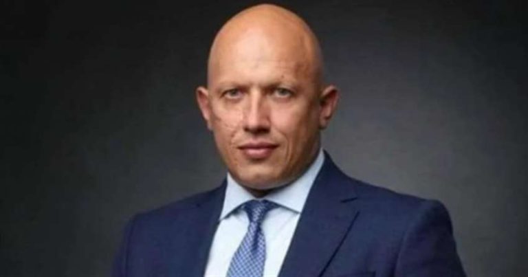 Ігнатенко Євгеній Олександрович: Біографія Морського Лідера та Політика