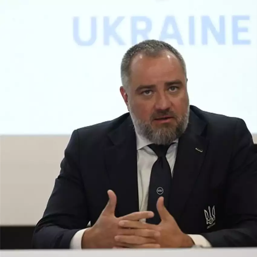 Павелко Андрій: дніпровські заводи, влада в УАФ і кримінальна справа